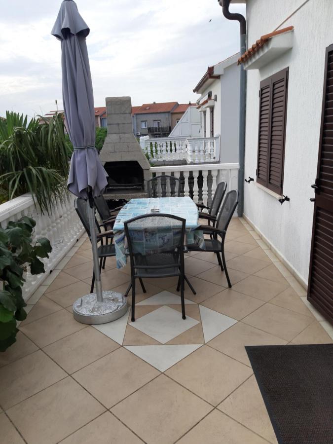 Apartmani Jozefina Omisalj Room photo